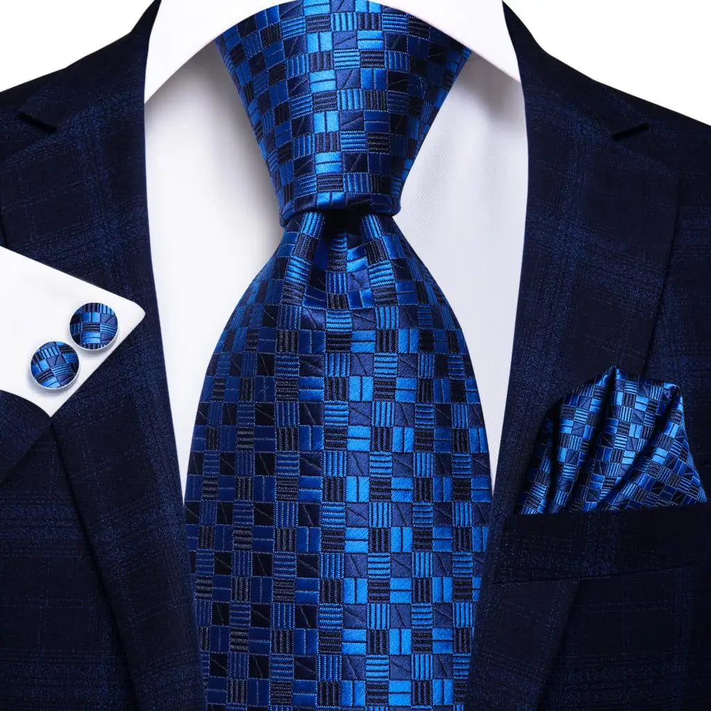 Silk Paisley Tie